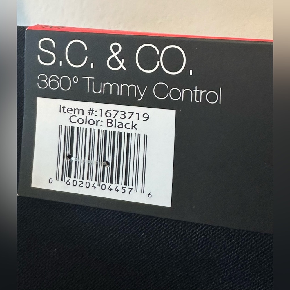 S. C. & Co. Women's 360 Tummy Control Skort - Picture 3 of 10